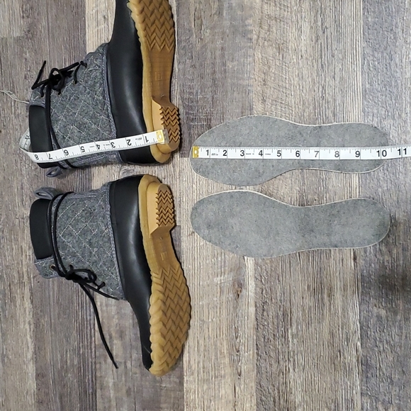 Western Chief Quilted Four Eye Duck Boots - Picture 11 of 11